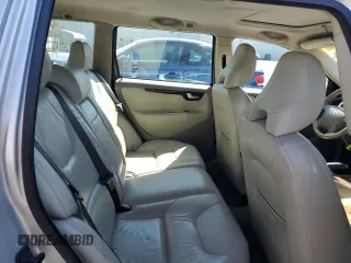2005 Volvo V70 with VIN YV1SW640752467944, listed as a Copart auction lot 52462375 with 104,439 mi miles and Salvage Title. Bid and sale history available at carsss.com. Image 10.