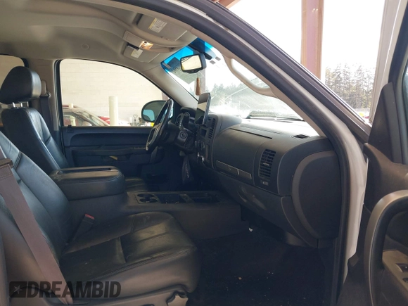 2013 Chevrolet Silverado 1500 LT with VIN 3GCPKSE71DG358722, listed as a IAAI auction lot 42128592 with 206,779 mi miles and . Bid and sale history available at DreamBid. Image 5.