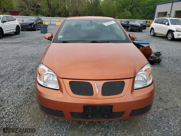 2007 Pontiac G5 with VIN 1G2AL15F477211481, listed as a Copart auction lot 52300385 with 170,072 mi miles and Salvage Title. Bid and sale history available at carsss.com. Image 5.