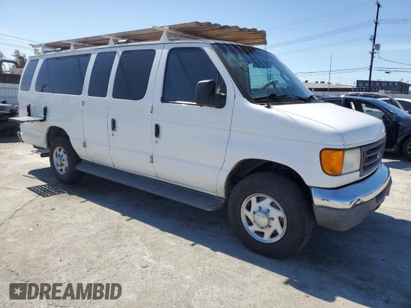 2007 Ford Econoline Passenger XL z VIN 1FBSS31L77DB35609, wystawiony jako Copart lot #49812835 z przebiegiem 379 167 mil mil oraz Szkoda całkowita • Salvage title. Historia ofert i sprzedaży dostępna na DreamBid. Obrazek 4.