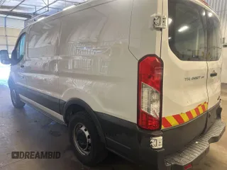 2016 Ford Transit Cargo с VIN 1FTYE1YM0GKB15648, выставлен на аукционе IAAI как лот 42679254 с пробегом 135 283 миль миль и . История ставок и продаж доступна на DreamBid. Изображение 10.