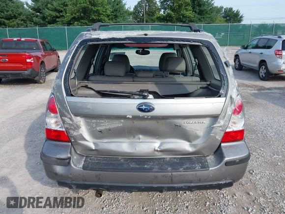 2006 Subaru Forester X z VIN JF1SG636X6H719618, wystawiony jako IAAI lot #42772912 z przebiegiem 69 284 mil mil oraz . Historia ofert i sprzedaży dostępna na DreamBid. Obrazek 6.