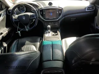 2016 Maserati Ghibli z VIN ZAM57XSA6G1167687, wystawiony jako Copart lot #51443315 z przebiegiem Nie podano mil oraz Szkody całkowita. Historia ofert i sprzedaży dostępna na DreamBid. Obrazek 8.