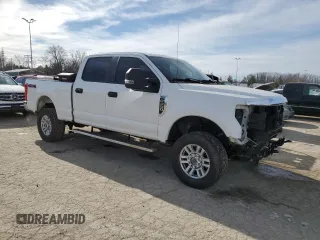 2018 Ford Super Duty F-250 SRW XL with VIN 1FT7W2B6XJEB68792, listed as a Copart auction lot 45408075 with 117,110 mi miles and Salvage Title. Bid and sale history available at carsss.com. Image 4.