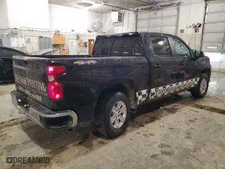 2019 Chevrolet Silverado 1500 LT with VIN 1GCUYDED7KZ315471, listed as a Copart auction lot 43940435 with 168,621 mi miles and Salvage Title. Bid and sale history available at carsss.com. Image 3.