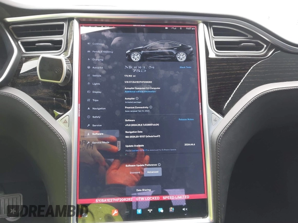 2017 Tesla Model S 100D z VIN 5YJSA1E27HF208282, wystawiony jako IAAI lot #41362736 z przebiegiem 173 162 mil mil oraz . Historia ofert i sprzedaży dostępna na DreamBid. Obrazek 18.