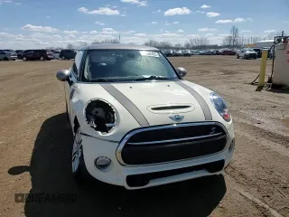 2017 MINI Hardtop Cooper S with VIN WMWXP7C38H2A45812, listed as a Copart auction lot 50660495 with 81,628 mi miles and Clean Title. Bid and sale history available at DreamBid. Image 14.