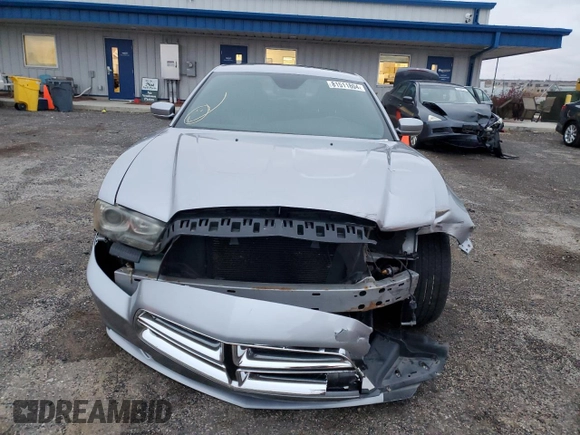 2011 Dodge Charger RT Plus with VIN 2B3CM5CT7BH549053, listed as a Copart auction lot 82652994 with 154,976 mi miles and Clean Title. Bid and sale history available at carsss.com. Image 5.