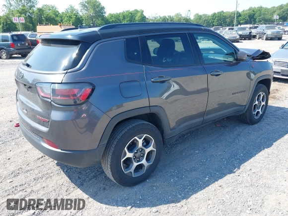 2022 Jeep Compass Trailhawk with VIN 3C4NJDDB9NT160748, listed as a IAAI auction lot 42589269 with 53,092 mi miles and . Bid and sale history available at DreamBid. Image 4.