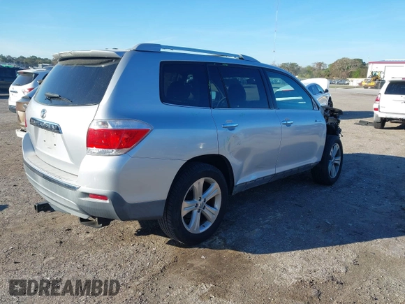 2011 Toyota Highlander Limited with VIN 5TDYK3EH3BS030851, listed as a IAAI auction lot 41632465 with 249,790 mi miles and . Bid and sale history available at DreamBid. Image 4.