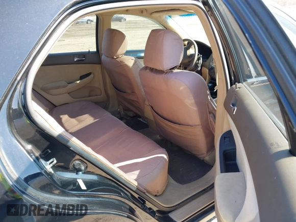 2006 Honda Accord LX с VIN 1HGCM66386A064958, выставлен на аукционе IAAI как лот 41931491 с пробегом 103 237 миль миль и . История ставок и продаж доступна на DreamBid. Изображение 8.