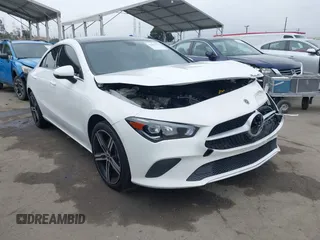 2021 Mercedes-Benz CLA 250 z VIN W1K5J4GB2MN190996, wystawiony jako IAAI lot #42207979 z przebiegiem 47 355 mil mil oraz . Historia ofert i sprzedaży dostępna na DreamBid. Obrazek 1.