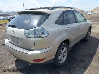 2004 Lexus RX 330 with VIN JTJHA31U340025819, listed as a IAAI auction lot 42038853 with 136,252 mi miles. Bid and sale history available at carsss.com. Image 4.