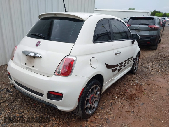 2013 FIAT 500 Sport z VIN 3C3CFFBR2DT615527, wystawiony jako IAAI lot #42087049 z przebiegiem 94 577 mil mil oraz . Historia ofert i sprzedaży dostępna na DreamBid. Obrazek 4.
