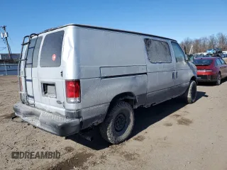 2000 Ford Econoline Cargo with VIN 1FTNE24L3YHA28752, listed as a Copart auction lot 45969345 with 109,484 mi miles and Clean Title. Bid and sale history available at carsss.com. Image 3.