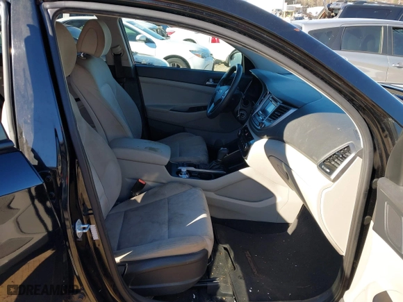2016 Hyundai Tucson SE with VIN KM8J3CA4XGU039773, listed as a IAAI auction lot 41295718 with 161,209 mi miles. Bid and sale history available at carsss.com. Image 5.