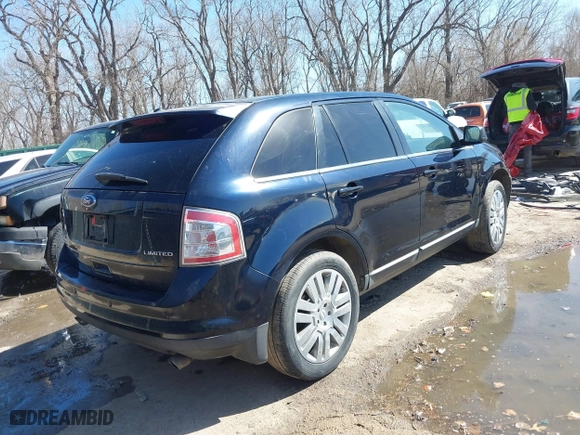 2008 Ford Edge Limited with VIN 2FMDK39C58BA55026, listed as a IAAI auction lot 41810832 with 210,808 mi miles. Bid and sale history available at carsss.com. Image 4.