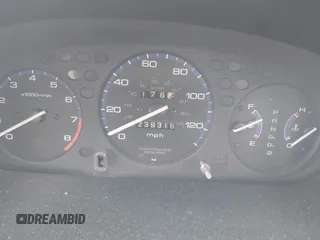 1999 Honda Civic EX z VIN 2HGEJ8643XH532751, wystawiony jako IAAI lot #42020290 z przebiegiem 239 316 mil mil oraz . Historia ofert i sprzedaży dostępna na DreamBid. Obrazek 7.