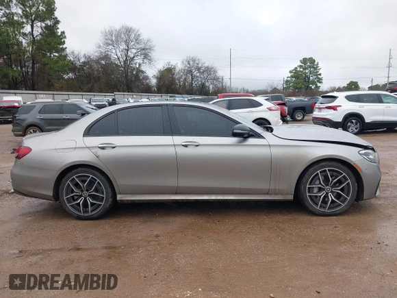 2021 Mercedes-Benz E-Class E 350 with VIN W1KZF8DB2MB002154, listed as a IAAI auction lot 41554279 with 52,375 mi miles. Bid and sale history available at carsss.com. Image 14.
