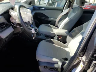 2022 Volkswagen Taos SE z VIN 3VVLX7B28NM027274, wystawiony jako Copart lot #46595745 z przebiegiem 37 293 mil mil oraz Szkody całkowita. Historia ofert i sprzedaży dostępna na DreamBid. Obrazek 7.