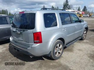 2013 Honda Pilot EX-L with VIN 5FNYF4H71DB041562, listed as a IAAI auction lot 41819184 with 136,014 mi miles and . Bid and sale history available at DreamBid. Image 4.