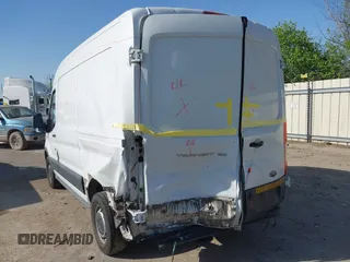 2017 Ford Transit Cargo with VIN 1FTYE1CM4HKB25432, listed as a IAAI auction lot 41830840 with 184,829 mi miles and . Bid and sale history available at carsss.com. Image 3.