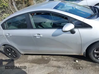 2014 Kia Rio EX z VIN KNADN4A31E6385704, wystawiony jako IAAI lot #41245821 z przebiegiem 130 085 mil mil oraz . Historia ofert i sprzedaży dostępna na DreamBid. Obrazek 12.