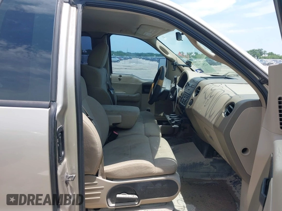 2007 Ford F-150 XL with VIN 1FTRF12267KC24544, listed as a IAAI auction lot 42503583 with 180,397 mi miles and . Bid and sale history available at DreamBid. Image 5.