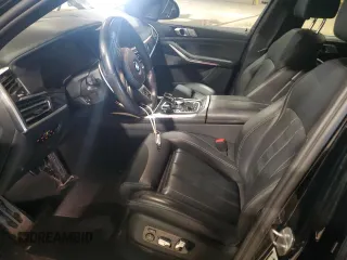 2022 BMW X7 M50i with VIN 5UXCX6C0XN9K45266, listed as a Copart auction lot 45732455 with 29,660 mi miles and Salvage Title. Bid and sale history available at carsss.com. Image 7.