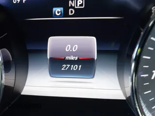 2019 Mercedes-Benz E-Class E 450 with VIN WDD1K6HB2KF082777, listed as a IAAI auction lot 41781452 with 27,101 mi miles. Bid and sale history available at carsss.com. Image 15.