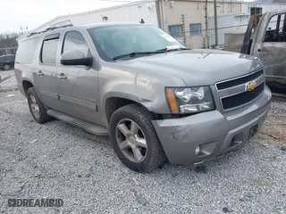 2012 Chevrolet Suburban LT with VIN 1GNSCJE05CR277815, listed as a IAAI auction lot 41673065 with 232,354 mi miles. Bid and sale history available at carsss.com. Image 1.