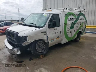 2018 Ford E-Series Commercial with VIN 1FDWE3F69JDC30330, listed as a Copart auction lot 41807905 with 85,143 mi miles and Salvage Title. Bid and sale history available at carsss.com. Image 1.