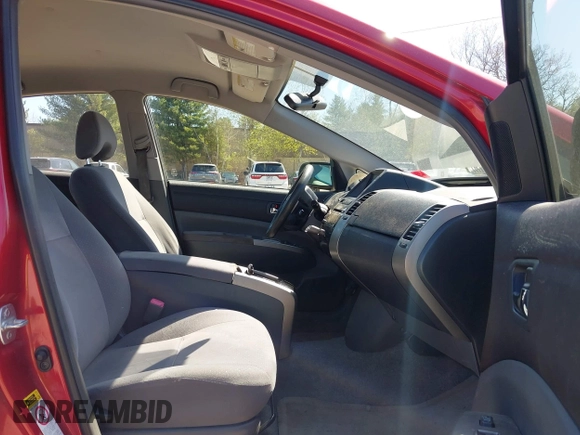 2007 Toyota Prius with VIN JTDKB20U177554604, listed as a IAAI auction lot 42117519 with 275,260 mi miles. Bid and sale history available at carsss.com. Image 5.