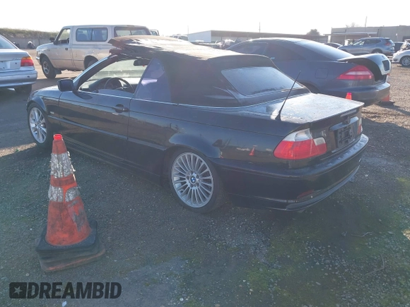 2001 BMW 3 Series 325Ci with VIN WBABS33421JY55150, listed as a IAAI auction lot 41436509 with 136,650 mi miles. Bid and sale history available at carsss.com. Image 3.