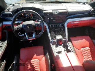 2019 Lamborghini Urus z VIN ZPBUA1ZL2KLA04482, wystawiony jako Copart lot #50124345 z przebiegiem 15 051 mil mil oraz Szkody całkowita. Historia ofert i sprzedaży dostępna na DreamBid. Obrazek 8.