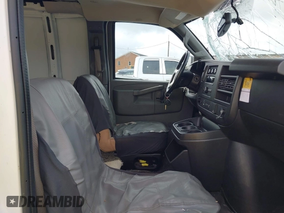 2019 Chevrolet Express Cargo with VIN 1GCWGAFG7K1372805, listed as a IAAI auction lot 42428224 with 23,949 mi miles and . Bid and sale history available at DreamBid. Image 5.