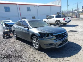 2010 Honda Accord Crosstour EX-L with VIN 5J6TF2H55AL010508, listed as a IAAI auction lot 41727348 with 151,720 mi miles. Bid and sale history available at carsss.com. Image 1.