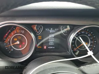 2020 Jeep Wrangler Unlimited Sport S with VIN 1C4HJXDG9LW285783, listed as a Copart auction lot 60877335 with 43,248 mi miles and Salvage title. Bid and sale history available at DreamBid. Image 9.