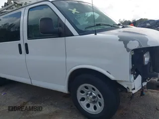 2014 Chevrolet Express Cargo z VIN 1GCSGAFX0E1155518, wystawiony jako IAAI lot #41915742 z przebiegiem 221 712 mil mil oraz . Historia ofert i sprzedaży dostępna na DreamBid. Obrazek 17.