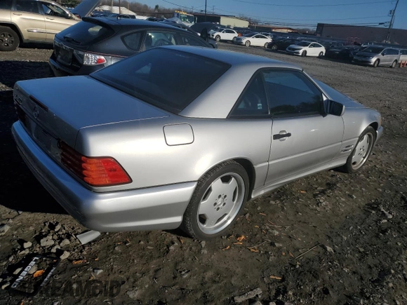 1998 Mercedes-Benz SL-Class with VIN WDBFA67F2WF170899, listed as a Copart auction lot 84813814 with 88,997 mi miles and Salvage Title. Bid and sale history available at carsss.com. Image 3.