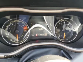 2016 Jeep Cherokee Altitude z VIN 1C4PJMCB2GW117148, wystawiony jako Copart lot #81338374 z przebiegiem 148 209 mil mil oraz Szkoda całkowita • Salvage title. Historia ofert i sprzedaży dostępna na DreamBid. Obrazek 9.