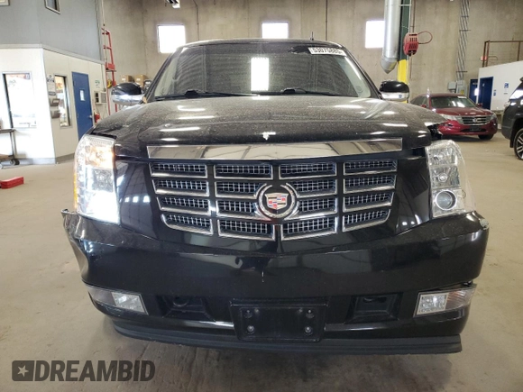 2011 Cadillac Escalade Luxury z VIN 1GYS4BEF5BR338010, wystawiony jako Copart lot #53075885 z przebiegiem 102 589 mil mil oraz Szkoda całkowita • Salvage title. Historia ofert i sprzedaży dostępna na DreamBid. Obrazek 5.