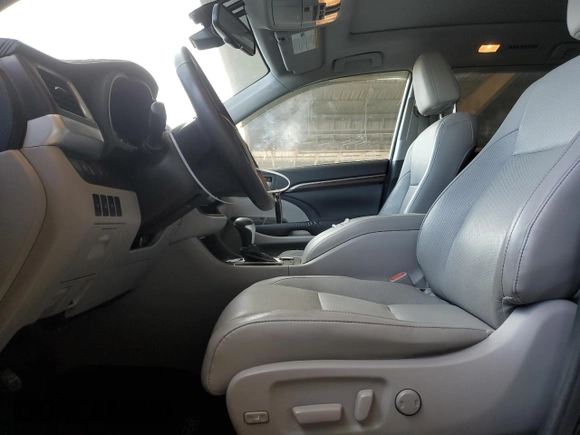 2015 Toyota Highlander Hybrid Limited with VIN 5TDDCRFH1FS008155, listed as a Copart auction lot 41795365 with 103,908 mi miles and Salvage Title. Bid and sale history available at carsss.com. Image 7.