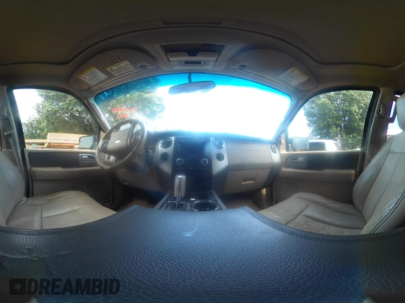 2013 Ford Expedition XLT с VIN 1FMJU1H50DEF14630, выставлен на аукционе IAAI как лот 42258934 с пробегом 196 843 миль миль и . История ставок и продаж доступна на DreamBid. Изображение 18.