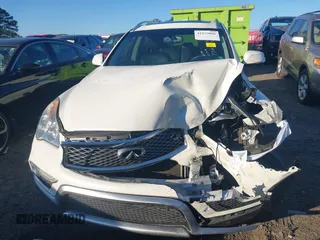 2017 Infiniti QX50 with VIN JN1BJ0RP5HM382300, listed as a IAAI auction lot 41275006 with 91,516 mi miles. Bid and sale history available at carsss.com. Image 6.
