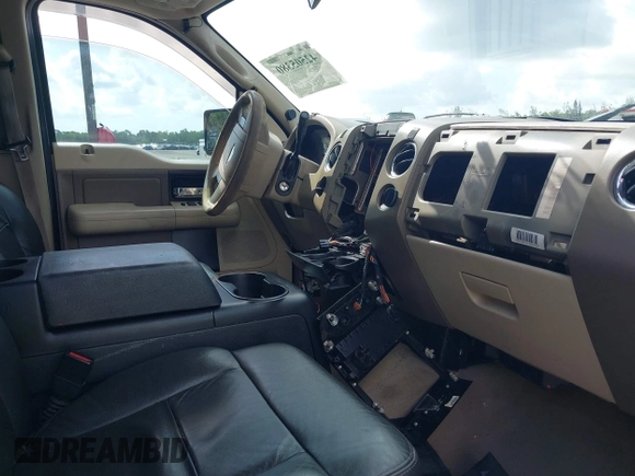 2007 Ford F-150 XLT with VIN 1FTRW12W57FB87756, listed as a IAAI auction lot 42505380 with 233,096 mi miles and . Bid and sale history available at DreamBid. Image 5.