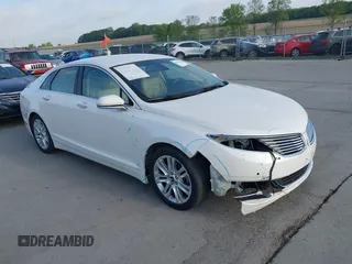 2016 Lincoln MKZ z VIN 3LN6L2JK0GR627283, wystawiony jako IAAI lot #42271206 z przebiegiem 52 890 mil mil oraz . Historia ofert i sprzedaży dostępna na DreamBid. Obrazek 1.