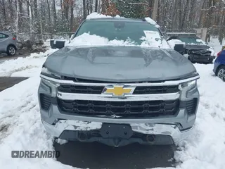2025 Chevrolet Silverado 1500 with VIN 3GCUKDED2SG147675, listed as a IAAI auction lot 41548947 with 9,738 mi miles and . Bid and sale history available at DreamBid. Image 11.