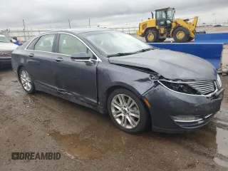 2013 Lincoln MKZ Hybrid z VIN 3LN6L2LU8DR820159, wystawiony jako Copart lot #56023835 z przebiegiem 130 422 mil mil oraz Szkoda całkowita • Salvage title. Historia ofert i sprzedaży dostępna na DreamBid. Obrazek 4.