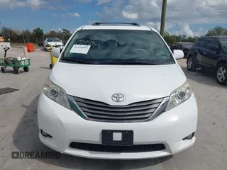 2011 Toyota Sienna XLE with VIN 5TDDK3DC6BS029472, listed as a IAAI auction lot 41554859 with 145,393 mi miles. Bid and sale history available at carsss.com. Image 13.